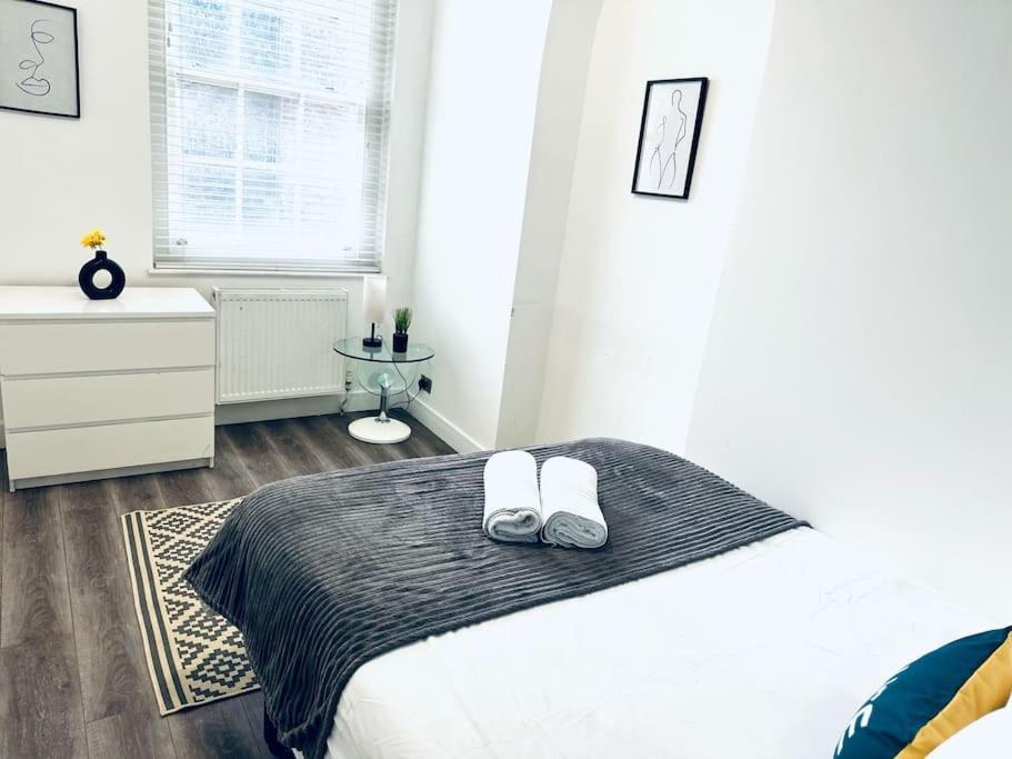 Appartamento Luxury Flat Hyde Park Super Location For Tourists Londra Esterno foto