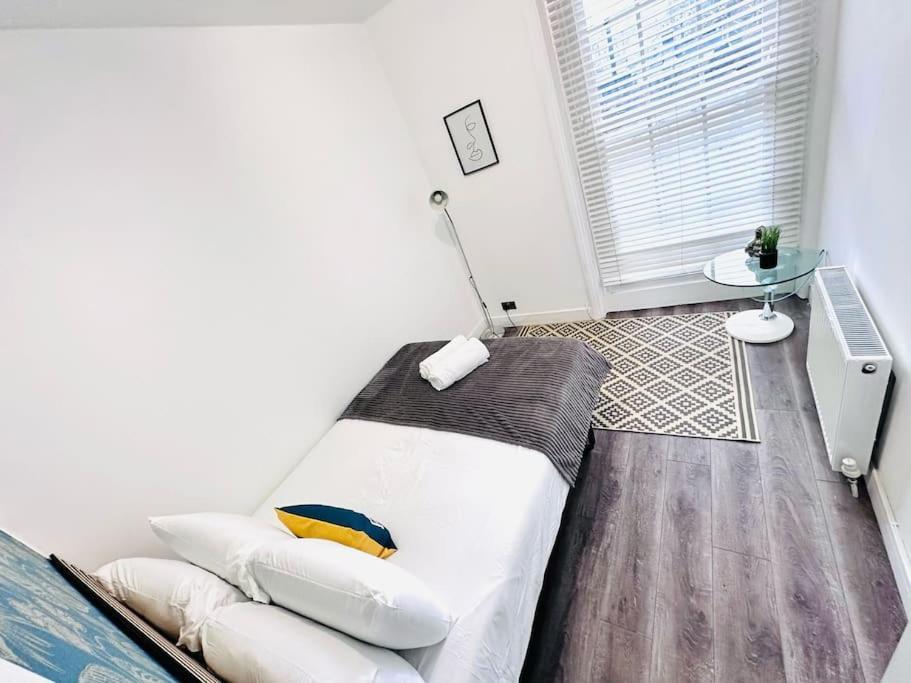 Appartamento Luxury Flat Hyde Park Super Location For Tourists Londra Esterno foto