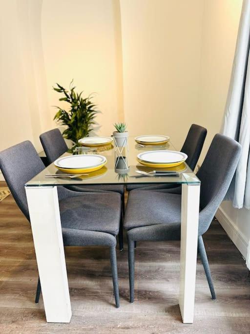 Appartamento Luxury Flat Hyde Park Super Location For Tourists Londra Esterno foto